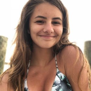 Meet your Posher, Hope